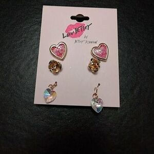 *Sale* Betsey Johnson Rose Gold Tone Hearts & Roses Earring Set